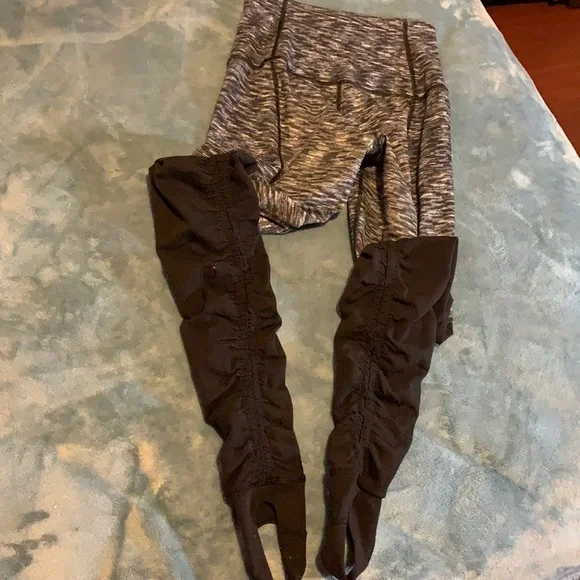 Lululemon - Picture 2 of 4